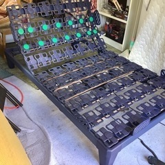 【リサイクルサービス八光】幅122㎝　テンピュール　電動セミダブルベッド枠の画像