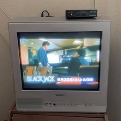 TOSHIBA  ブラウン管テレビ　15インチ　地デジチューナー付きの画像
