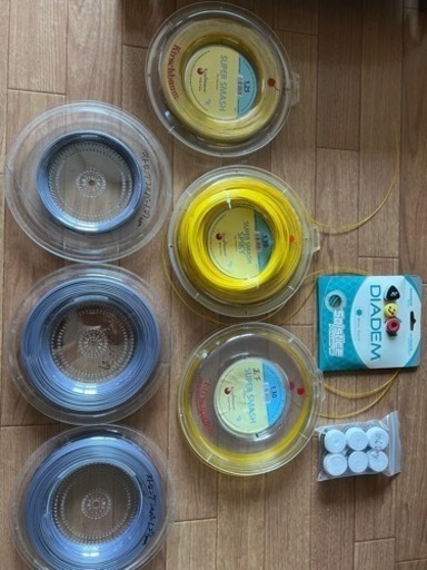 テニス　硬式　ポリエステル ガット　スーパースマッシュスパイキーなど