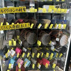 ジャングルジャングル滋賀草津店　　ブランド･貴金属･金券強化買取中!!