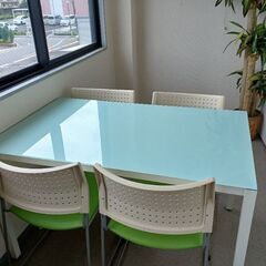 事務デスク他オフィス家具一式の画像