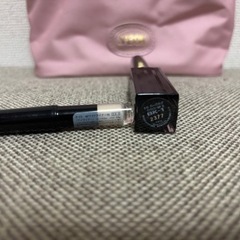 KATE化粧品＆ポーチ美品✨おまけ付き🉐の画像