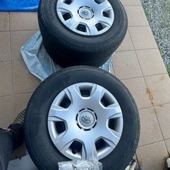 車のパーツ タイヤ、ホイール
