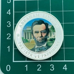 a0704605 リンカーン米大統領 5ドルカラーコイン リベリアドル 2009年 約27g カラー ロゴ USA コレクション コイン 中古品の画像