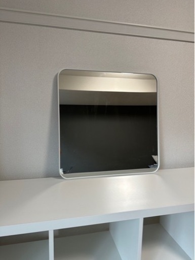 IKEA ミラー ホワイト LINDBYN