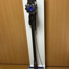 Dyson ダイソン　v6 fluffy+ ジャンク品