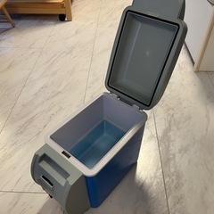 車用冷蔵庫の画像