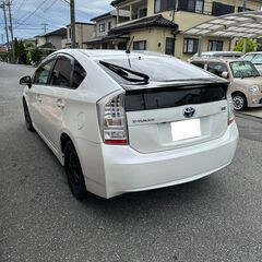 トヨタ Prius30・S LED・平成23年2月・16万キロ・ナビ・テレビ・ETC・Bカメラの画像