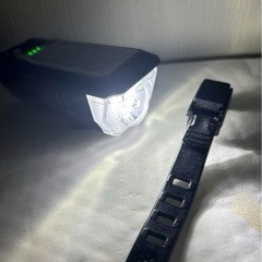 
自転車ライト ソーラー充電 ロードバイクライト IPX-5防水...
