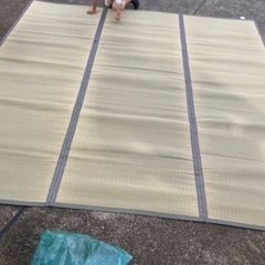 未使用　DCMい草　中国製　2.5m×2.5mほどの画像