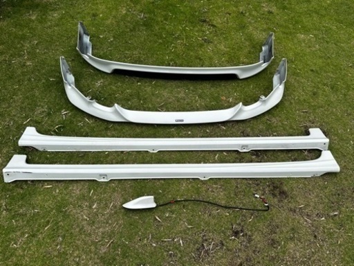 TOYOTA トヨタ PRIUSα プリウスアルファ ZVW40 ZVW41 前期 モデリスタ エアロセットパールホワイト 070 フロント・サイド・リア・アンテナ