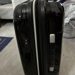 キャリーケース黒Sサイズの画像