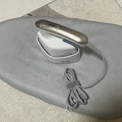 スチームアイロン　&アイロン台の画像
