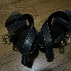 ベロクオイオ　サンダルの画像