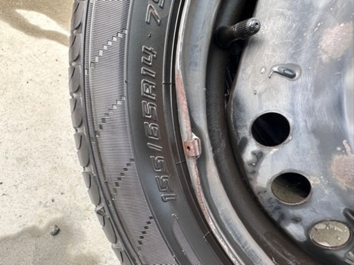 車のパーツ タイヤ、ホイール