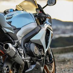 GSX-R1000 　逆車　2009年モデル　K9の画像