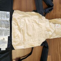 エルゴ　抱っこひも　カバー付きの画像