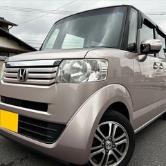 安心の1年保証付き‼️25年式！月々1万円〜分割払い可❗️ 車検2年付き！【名義変更代込み】大人気☆ホンダ N-BOX☆ホンダ純正ナビ付き☆走行中DVD見れます☆両側電動スライドドア☆ETC付き☆バックカメラ付き☆ドラレコ付き☆スマートキー☆フルオートエアコン☆事故修復歴無し☆そのまま乗って帰れます❗️の画像