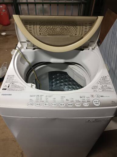 洗濯機　東芝　2015年製　6kg 動作確認済み