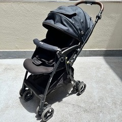 【美品】アップリカ　ラクーナクッションフリープラス 2023年モデル 