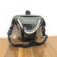 カメラバッグ（一眼レフ用）