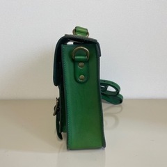 【美品】HERZ似樽型ハンドバッグ ショルダーバッグ オールレザー グリーンの画像
