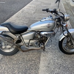 マグナ50