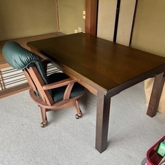 机（こたつ）と椅子セット