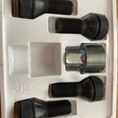 BMW純正 盗難防止用ホイール ロックボルト の画像