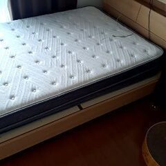 セミダブルベッドフレーム&マットレス