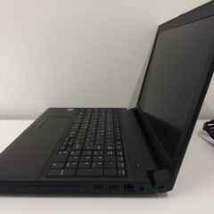 taさん打ち合わせ中です。ノートパソコン_dynabook　3,000円　（d-2）の画像