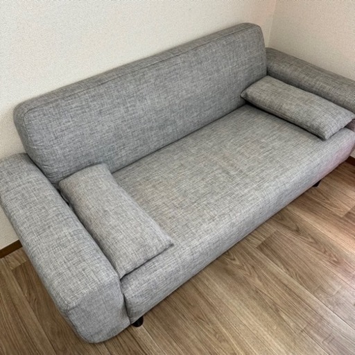 ソファ(クッション×2付き)