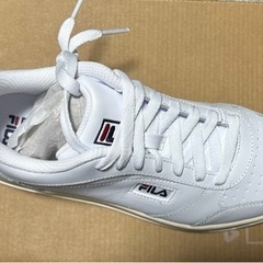 新品 フィラ スニーカー 26.0の画像