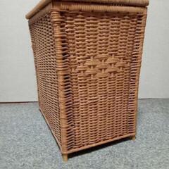 昭和 レトロ ラタン収納箱 フタ付きの画像