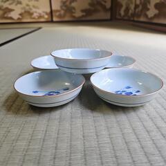 【昭和レトロ/1970年代物】薬味皿  醤油皿５枚セット 小皿 小付 漬物皿 水色  葉っぱ柄 蓮の葉 青白磁の画像
