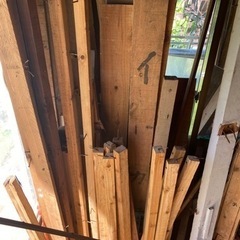 廃材もらってくださいの画像