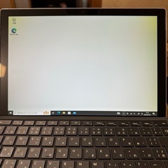 Surface Pro 5 i5 128GB 4GB Model 1796の画像