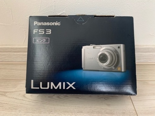 デジタルカメラ　Panasonic LUMIX ピンク