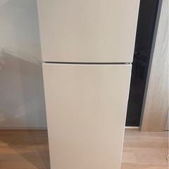 2021年製 MAXZEN 冷蔵庫➕炊飯器付きの画像