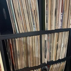 レコードラック（レコード用の棚 LEXINGTON LEX BOX）の画像