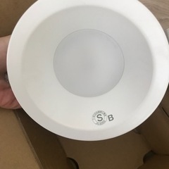 【美品・ほぼ未使用】LED照明埋込型　白の画像