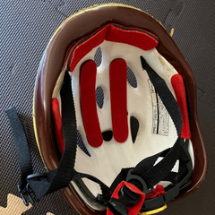幼児用ヘルメットの画像