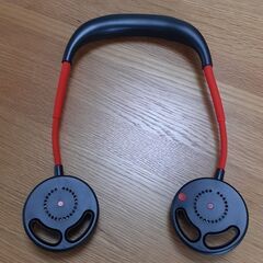 ★ほぼ新品★首かけ扇風機の画像