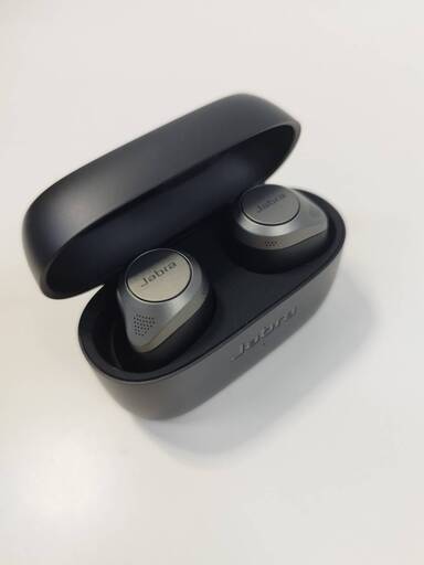 【美品】Jabra Elite 85t ワイヤレスイヤホン