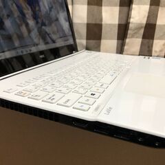 💗特価お買い得！高速i5第4世代・爆速SSD240GB・Win11・Webｶﾒﾗ内蔵・メモリ8GB💗人気のエクストラホワイト/Office2021付/15.6ｲﾝﾁ/無線LAN/DVD・CD再生ソフト付　No.2407005の画像
