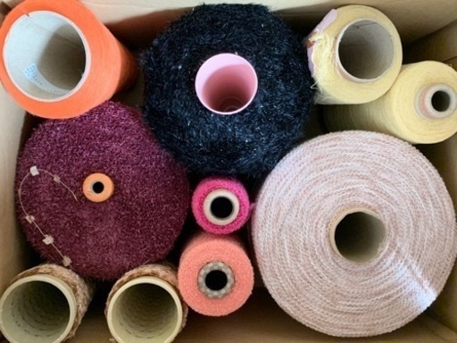 コーン巻き　ファンシーヤーン　フラッグ　キラキラモール　リング　リネン　ラミー　なみなみ　まとめ　色々　芯込み約3.5kg以上