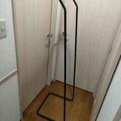 ハンガーラックの画像