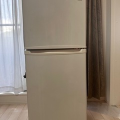 日立2ドア冷蔵庫の画像