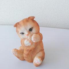 ネコの置物の画像