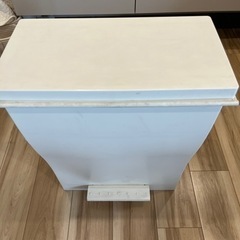ゴミ箱